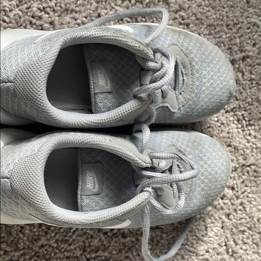 Nikes Tanjun Kids Shoes